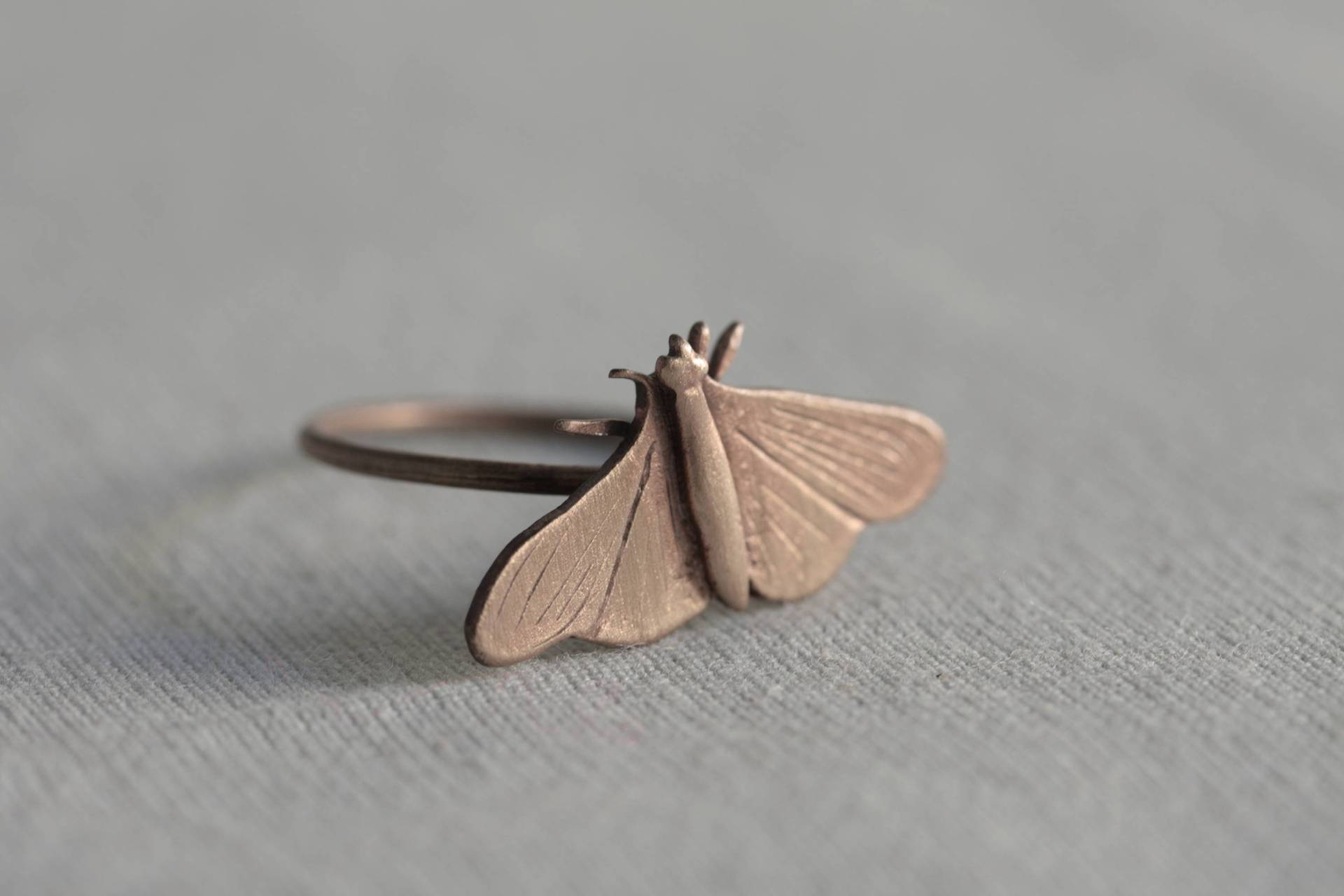 „Motten"-Ring - No Me Moleste Mosquito von LABCORSOSANGOTTARDO3