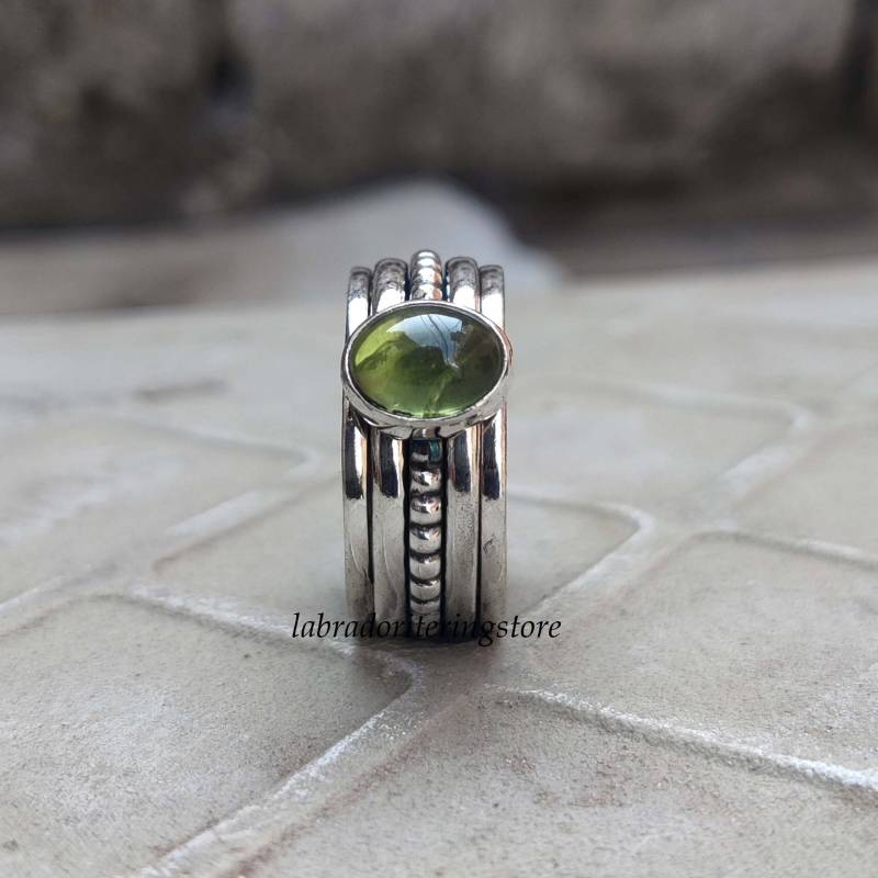 Prehnit Spinner Ring, 925 Sterling Silber, Handgemachter Statement Meditation Frauen Engegment Hübscher Geschenke von LABRADORITERINGSHOP