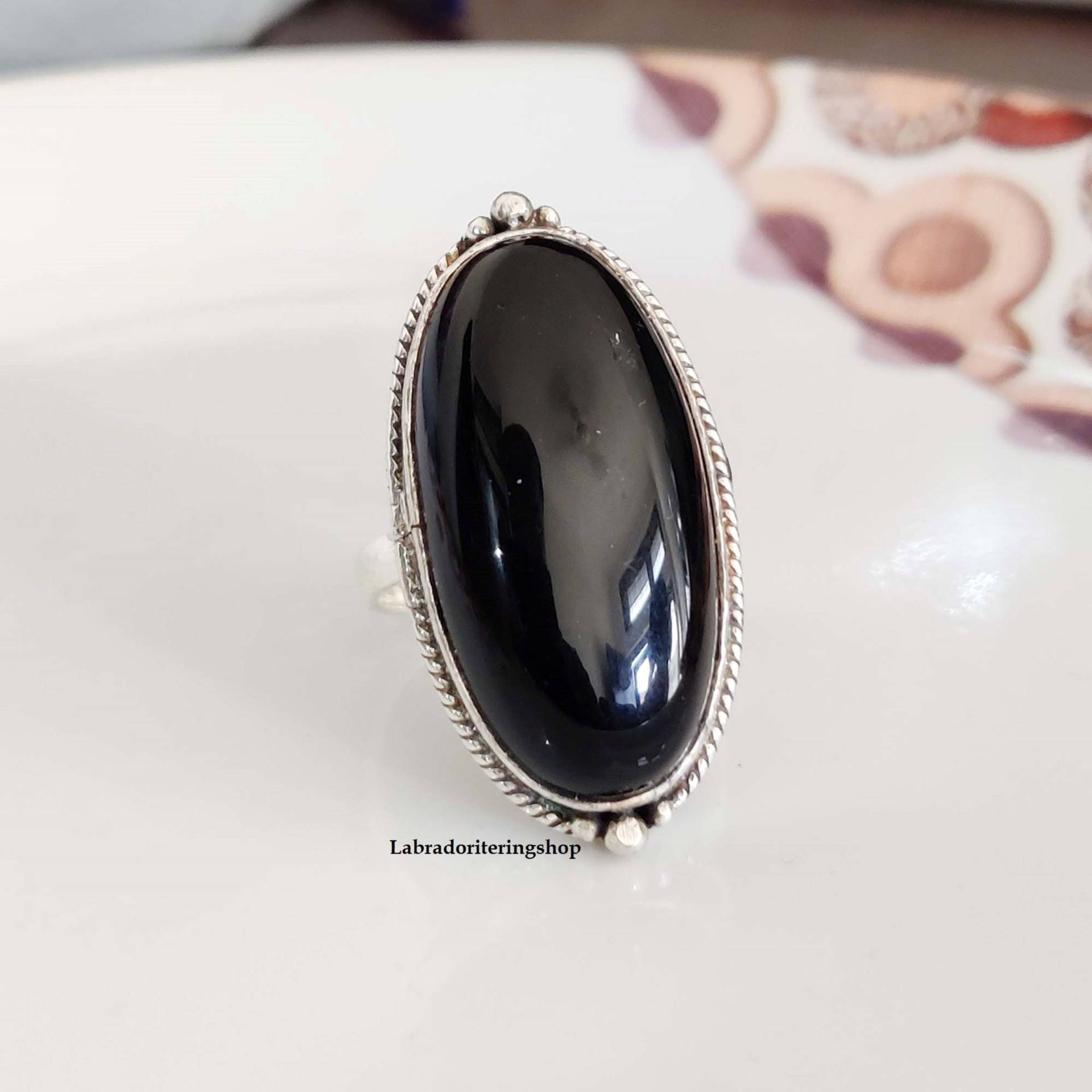 Schwarz Onyx Ring, 925 Starling Silber Frauen Statement Handgemachter Edelstein Bandring, Geschenk Für Sie von LABRADORITERINGSHOP