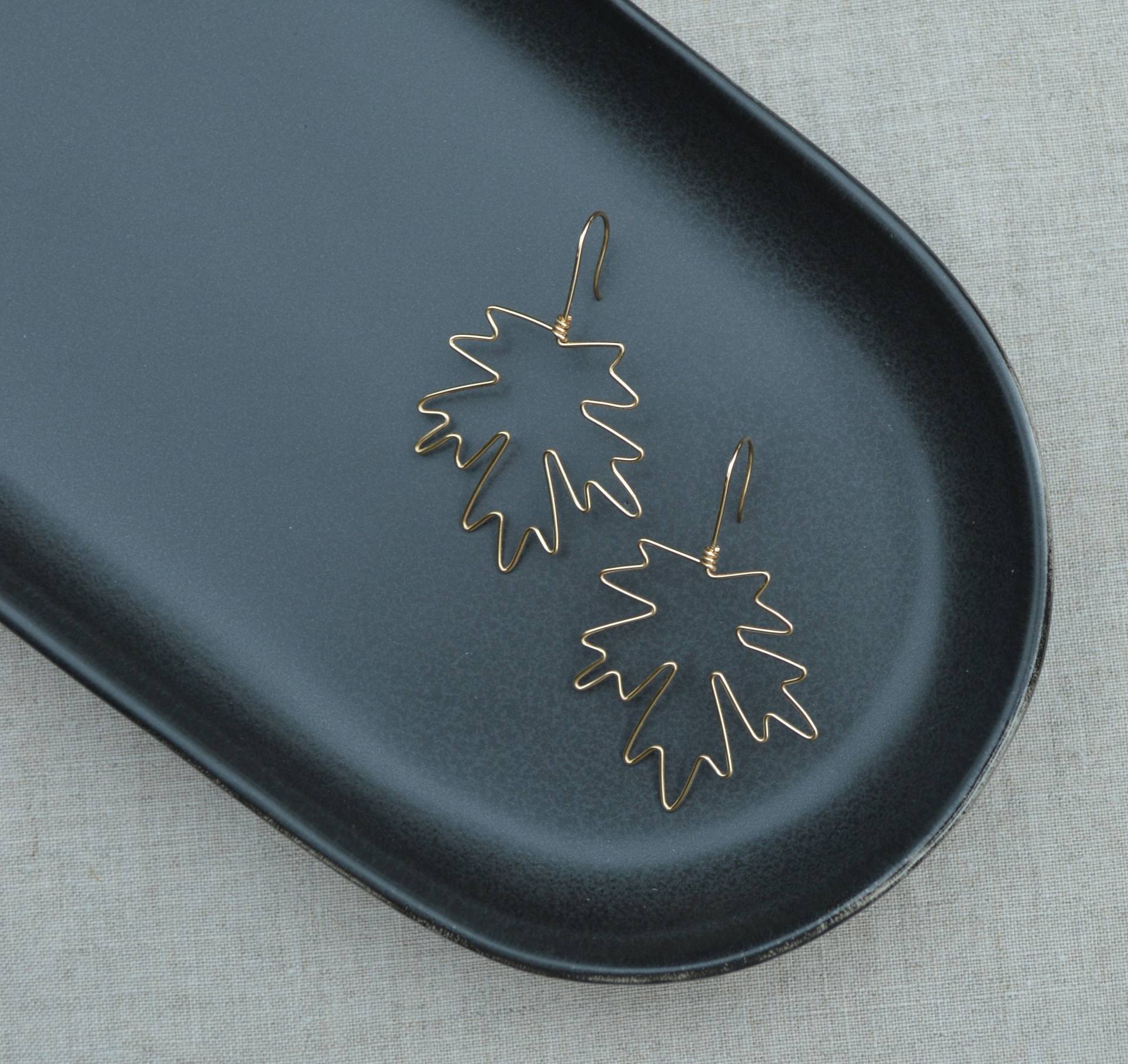 14Kt Gold Gefüllt Ahorn Blatt Ohrringe 14Kt Gold Gefüllt Ahorn Blatt Ohrringe von LACELEAFstudio