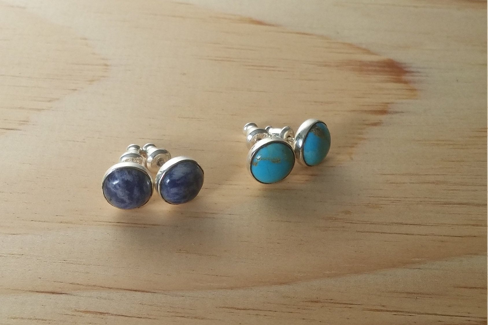 Echte Natürliche Türkis, Sodalith, Silber Ohrstecker, 8 Mm, Ohrstecker Mit Blauem Stein, Kingman Türkis Set Nicht Geklebt. Qualitätsschließer Echte Natürliche Türkis, Sodalith, Silber Ohrstecker, 8 Mm, Ohrstecker Mit Blauem Stein, Kingman Türkis Set Nicht Geklebt. Qualitätsschließer von LACHANCEbyhand