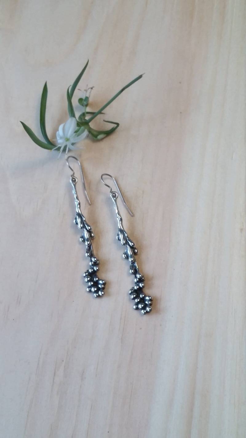 Lange Und Feine Wasser Kaskade Silber Ohrringe, Wasserfall Zarte Oxidierte Lange Sterling von LACHANCEbyhand