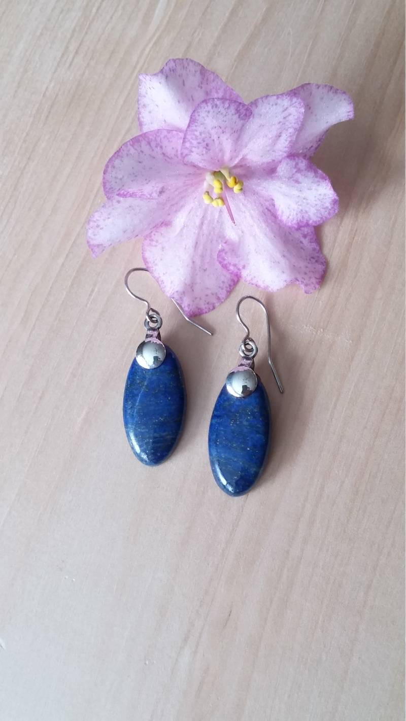 Lapislazuli Ohrringe, Exklusives Design Mit Echtem Stein Hand Geschnittene Steinohrringe von LACHANCEbyhand