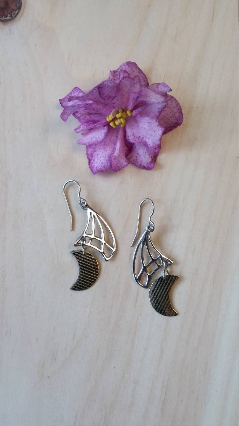 Moderne Mischung Metall Segel Mond Ohrringe, Bronze Und Silber Bi Handgefertigte Silberohrringe, Handgefertigtes Exklusives Design Moderne Mischung Metall Segel Mond Ohrringe, Bronze Und Silber Bi Handgefertigte Silberohrringe, Handgefertigtes Exklusives Design von LACHANCEbyhand