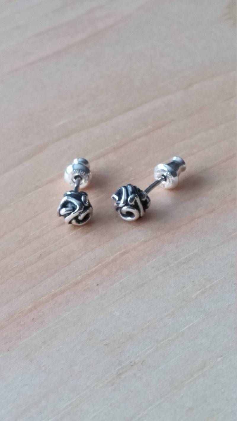 Tiny Silber Ohrstecker Runde Oxidiertes Sterling Silber, Exklusives Design Handgefertigte Qualität Nägel, Zwei Farben Minimaliste von LACHANCEbyhand