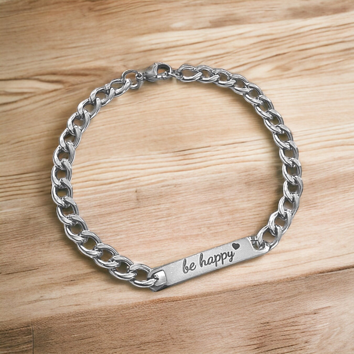 Edelstahl Armband Mit Gravur Silber Namensarmband Be Happy Buchstabenarmband Personalisiert Individuell Geschenkidee Herz Edelstahl Armband Mit Gravur Silber Namensarmband Be Happy Buchstabenarmband Personalisiert Individuell Geschenkidee Herz von LAKASTde