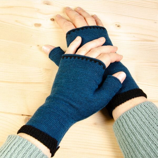 LANARTO slow fashion Pulswärmer mit kurzem Bündchen einfarbig gestrickt aus mulesingfreier Merinowolle von LANARTO slow fashion