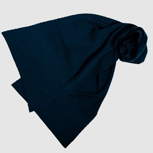 LANARTO slow fashion Schal Uni einfarbig gestrickt aus mulesingfreier Merinowolle von LANARTO slow fashion