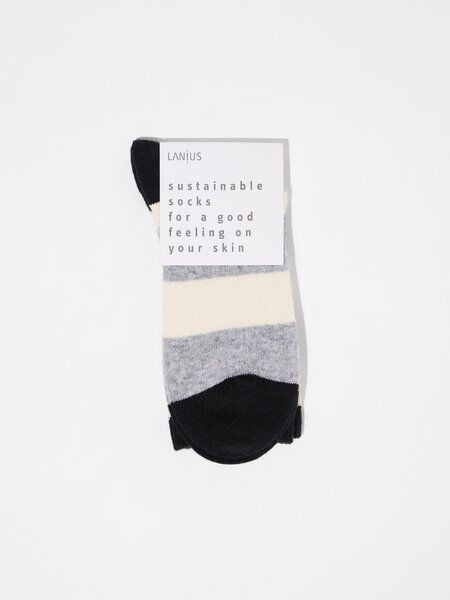 LANIUS Socken mit Herzen aus Bio-Baumwolle und Bio-Schurwolle LANIUS Socken mit Herzen aus Bio-Baumwolle und Bio-Schurwolle von LANIUS