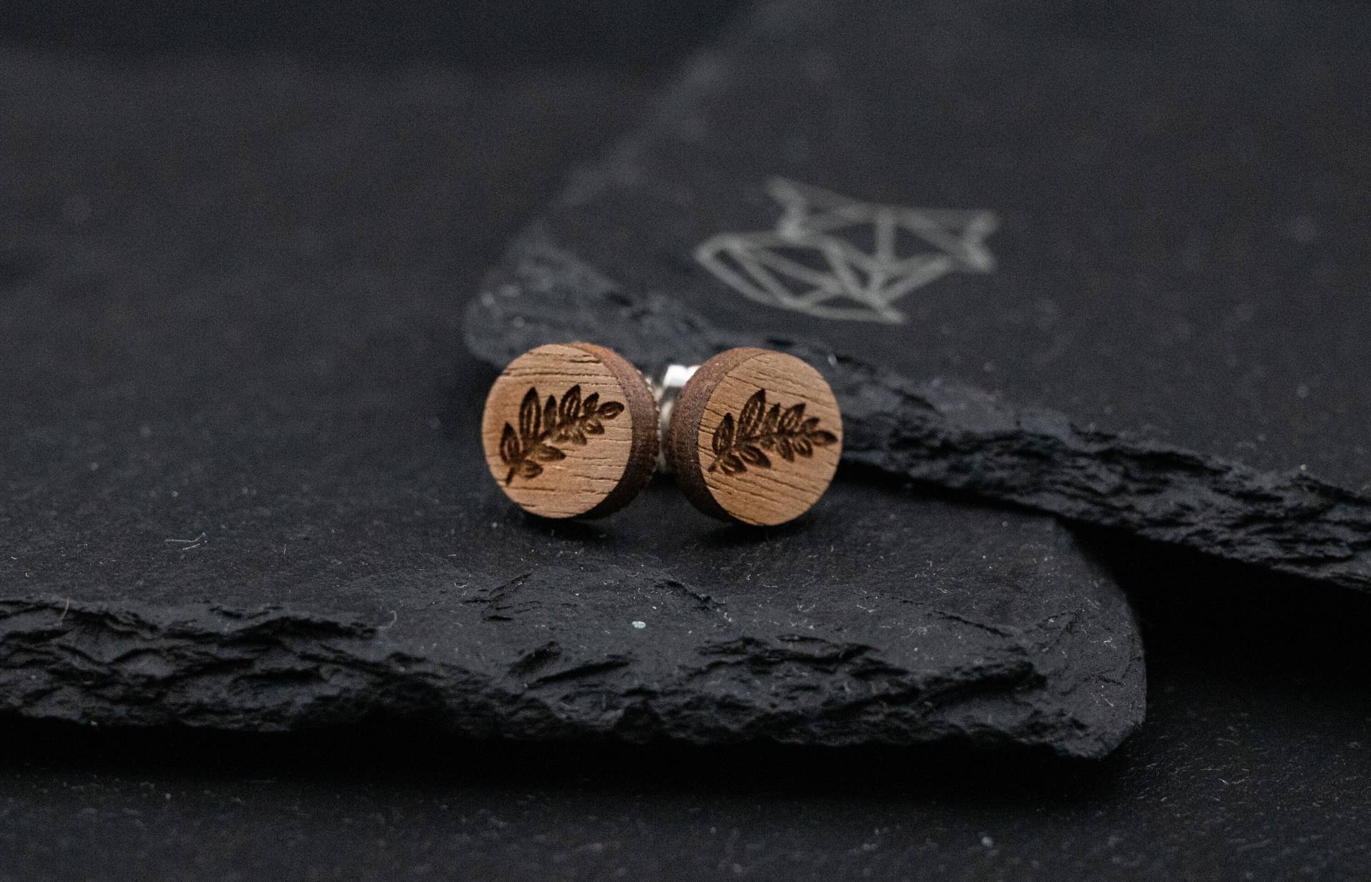 Blattform Ohrstecker, Holz, Laser , Handmade, Holzschmuck Blattform Ohrstecker, Holz, Laser , Handmade, Holzschmuck von LAPartAT