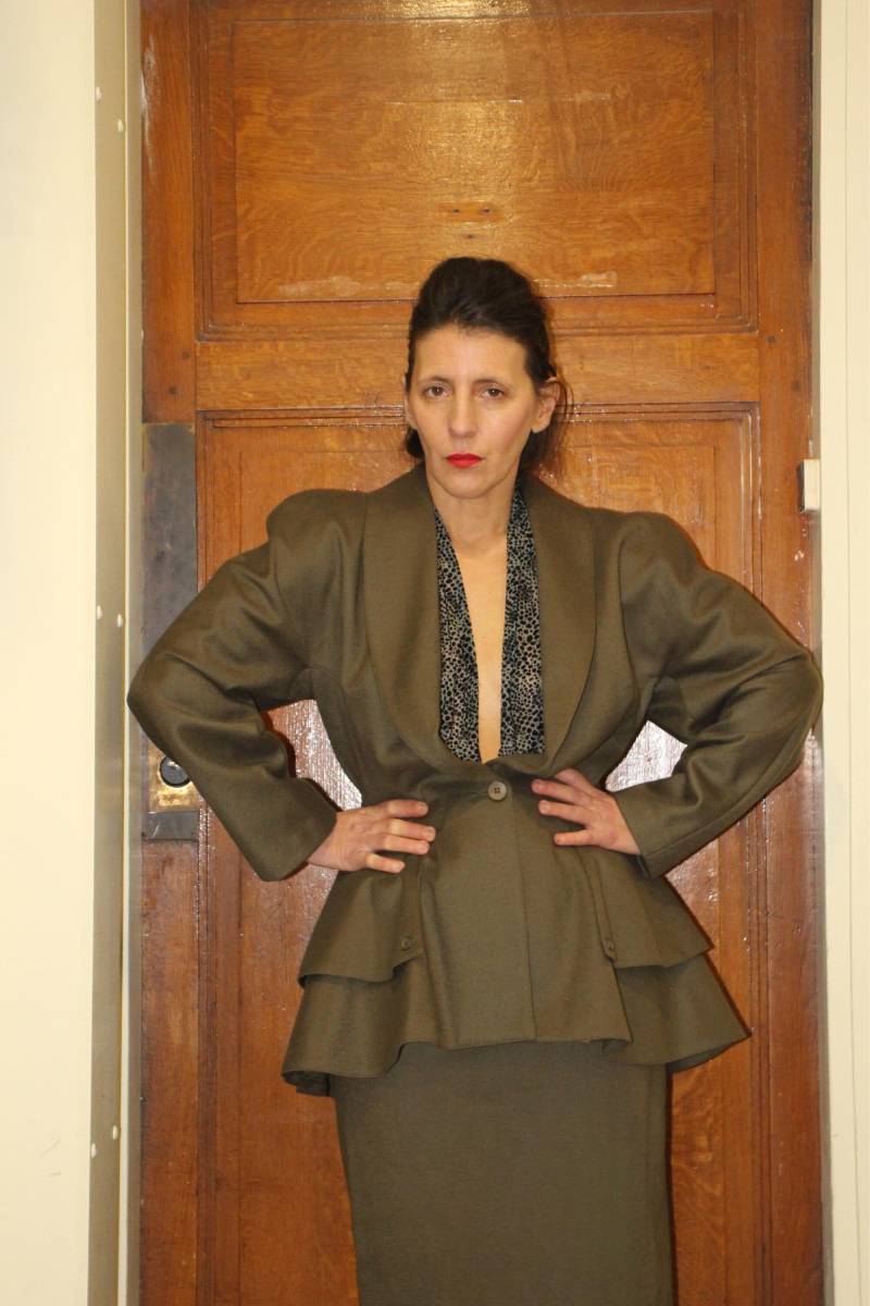 Taillierter Couture-Jackenmantel Mit Rüschen Aus Khakigrüner Wolle/Größe Xs-S von LARELIGIEUSE