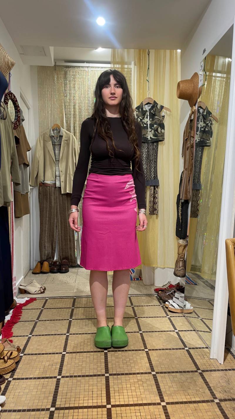 Y2K Hoch Taillierter Rosa Jeansrock Unterhalb Des Knies von LARELIGIEUSE