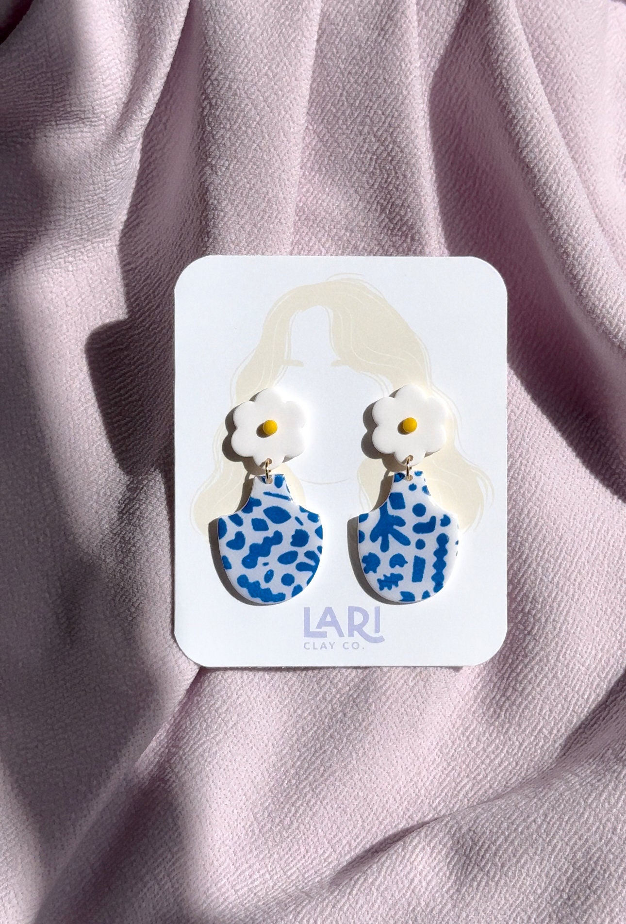 Gänseblümchen Blumentopf Ohrhänger Gänseblümchen Blumentopf Ohrhänger von LARICLAYCO