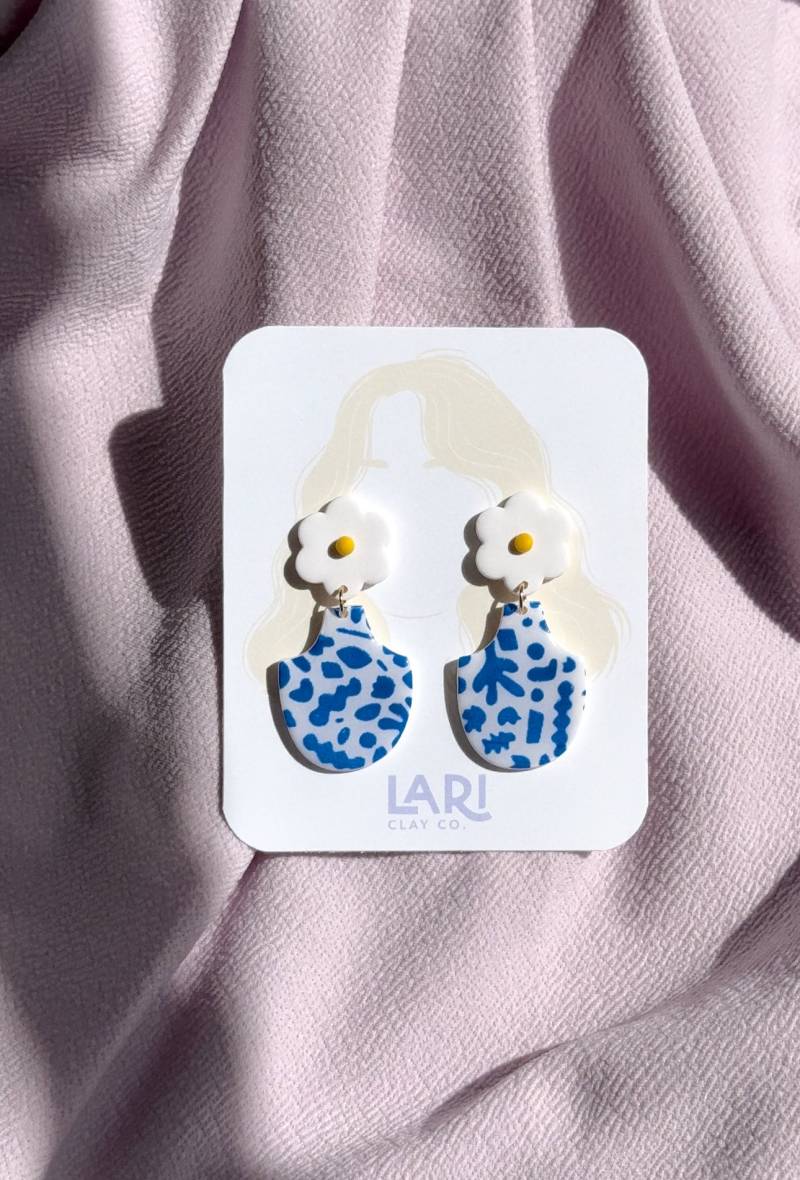 Gänseblümchen Blumentopf Ohrhänger Gänseblümchen Blumentopf Ohrhänger von LARICLAYCO