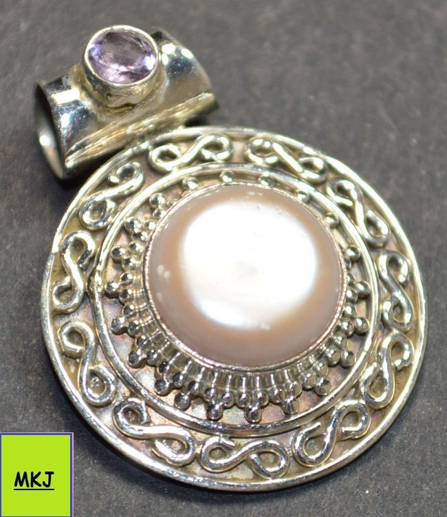 Perle Und Amethyst Sterling Silber Verzierten Anhänger - Silber-Scheibe-Weiße Birne Facettierten von LARIMAR