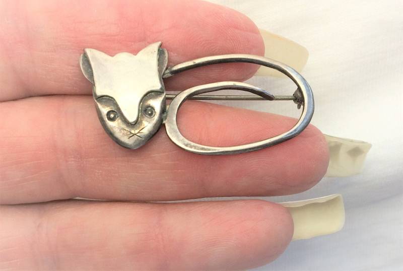 Vintage Alte Pfote Southwest Handgemachte Katze Sterling Silber Brosche Pin Signiert "Silvercraft Handmade A. Tobias Delatisp" Kitty Groß Vintage Alte Pfote Southwest Handgemachte Katze Sterling Silber Brosche Pin Signiert "Silvercraft Handmade A. Tobias Delatisp" Kitty Groß von LARIMARandTURQUOISE