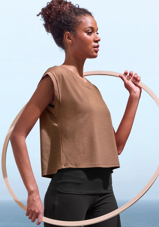 LASCANA ACTIVE Layershirt 2 in 1 T-Shirt im Layer-Design LASCANA ACTIVE Layershirt 2 in 1 T-Shirt im Layer-Design von LASCANA ACTIVE