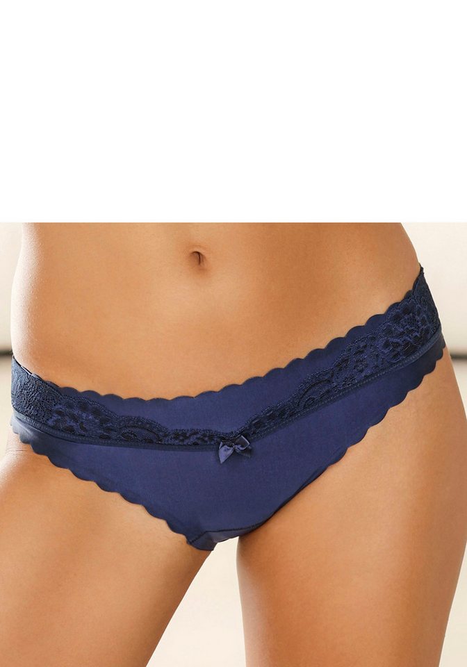 LASCANA Bikinislip mit extra flachen Kanten und feiner Spitze von LASCANA