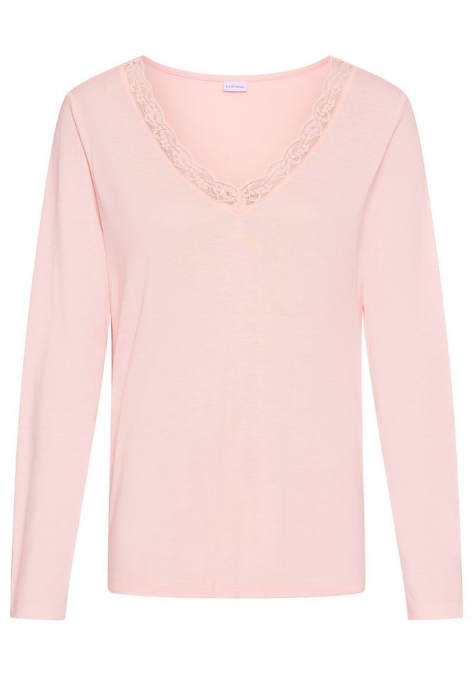 LASCANA Pyjamaoberteil mit Spitzenbesatz am tiefen V-Ausschnitt von LASCANA