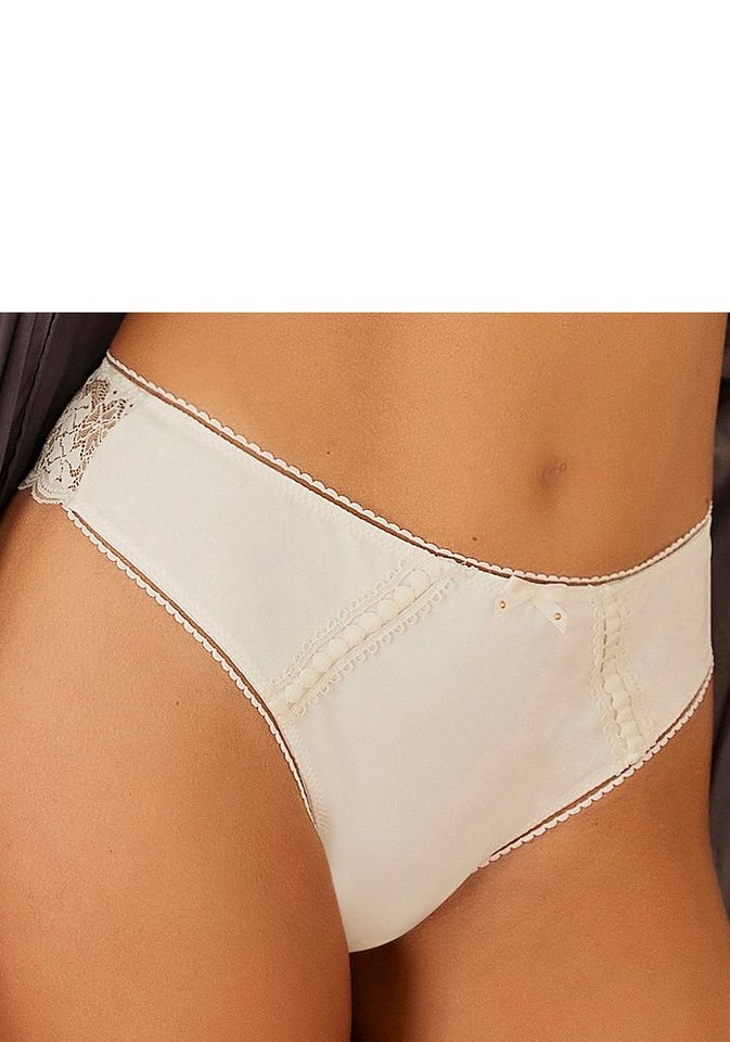 LASCANA String mit floralen Details von LASCANA