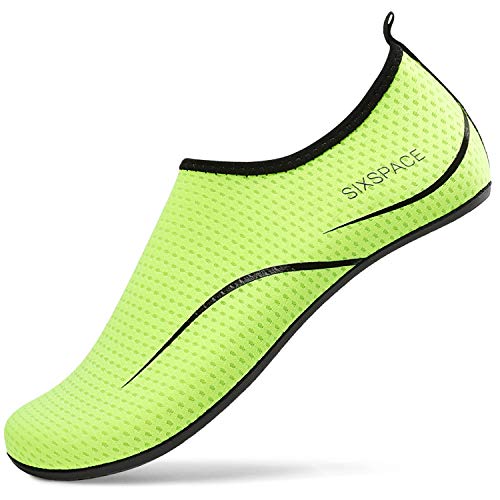 LATATL Badeschuhe Aquaschuhe Schnell Trocknend Strandschuhe Breathable Wasserschuhe Surfschuhe für Männer Frauen für Strand Tauchen Meer(Grün,35 EU) von LATATL