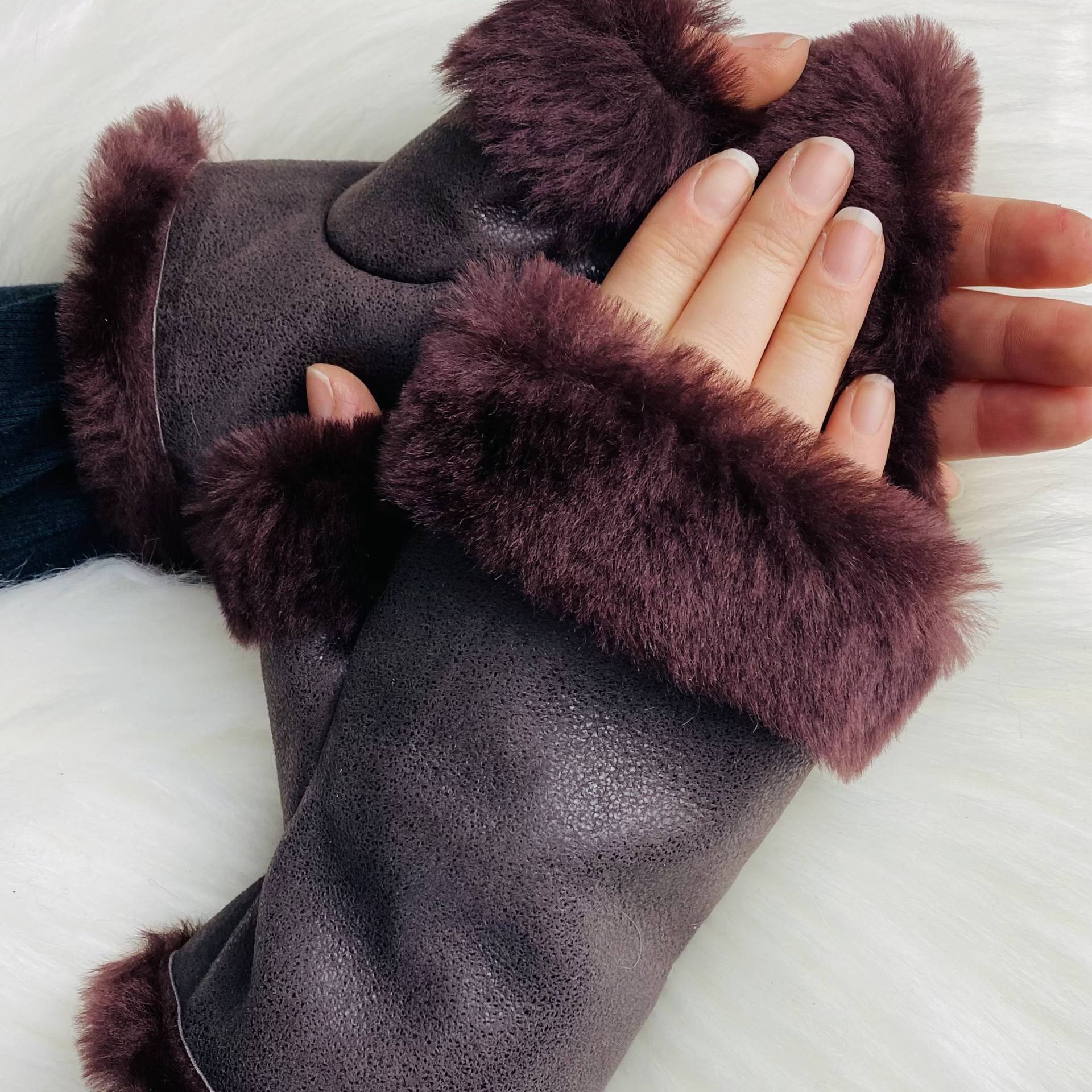 Fingerlose Handschuhe, Echtfell Warme Winterhandschuhe Für Frauen, Schaffell Echtleder Sand Beige Echt Schaffell Handschuhe von LAURELNATUREL