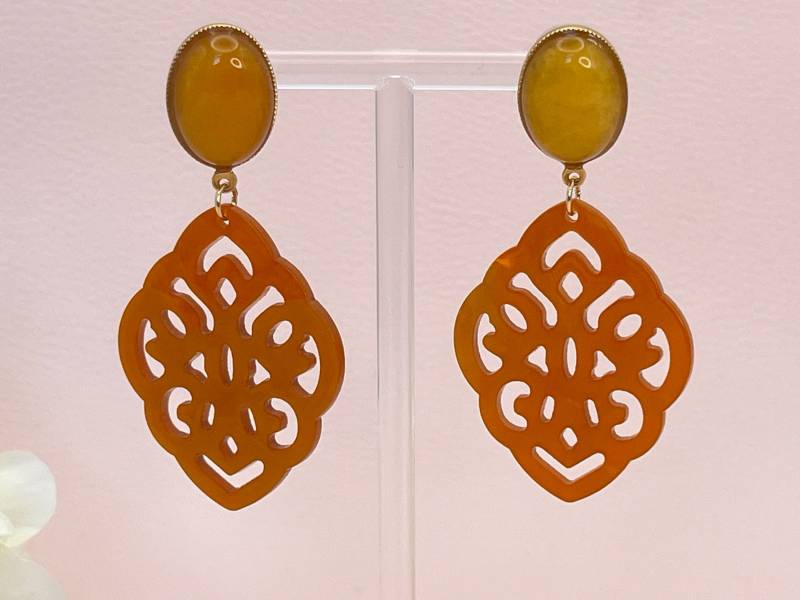 Leichte Ornamentohrringe, Hängeohrringe in Mandarine Orange An Gelben Jade Cabochons - Laury Goes Marrakesh Leichte Ornamentohrringe, Hängeohrringe in Mandarine Orange An Gelben Jade Cabochons - Laury Goes Marrakesh von LAURYLOVESPINK