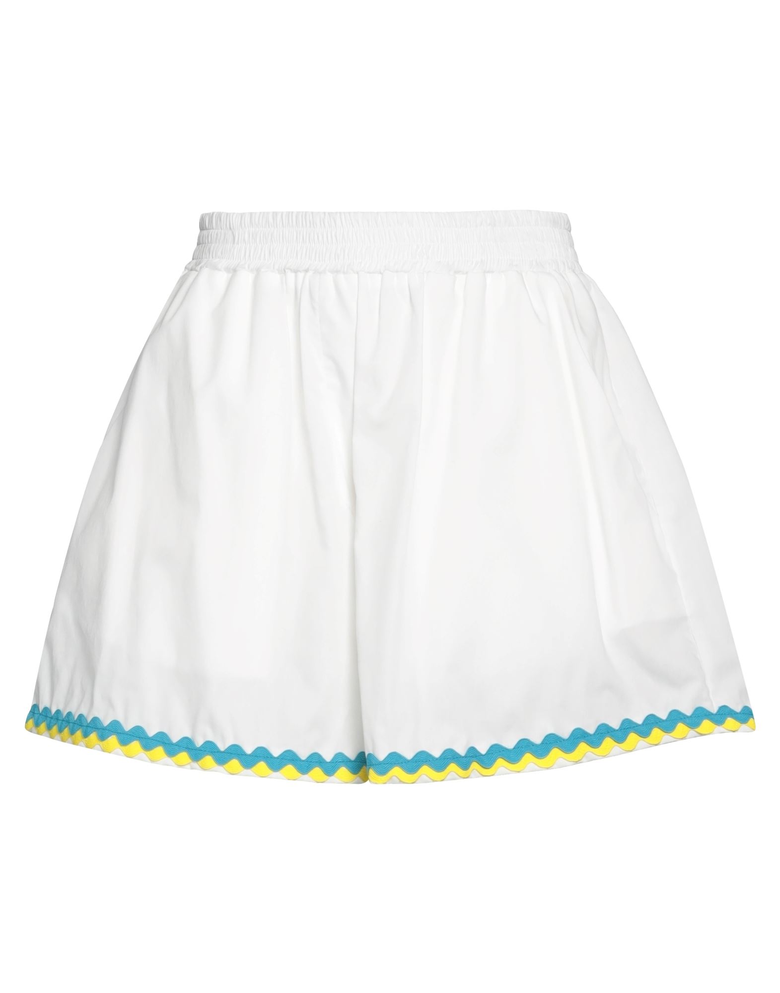 LAVI Shorts & Bermudashorts Damen Weiß LAVI Shorts & Bermudashorts Damen Weiß von LAVI