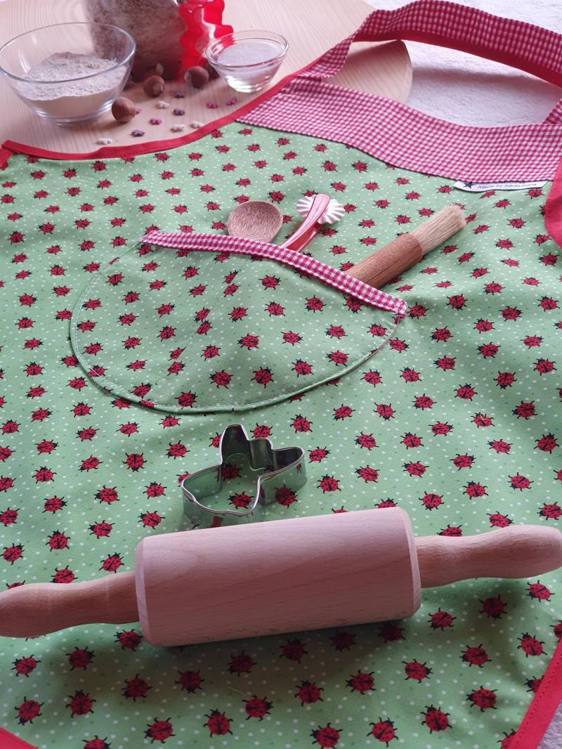Personalisierte Kinderschürzen Handgenäht Aus Baumwollstoff, Schürzen, Mädchenschürzen, Geschenk Kind Weihnachten, Laviosar von LAVIOSAR