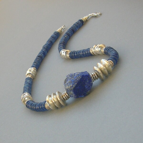 Disthen Lapislazuli Silber Kette "Big Blue Rocket" Edelsteinschmuck von LAYSONA