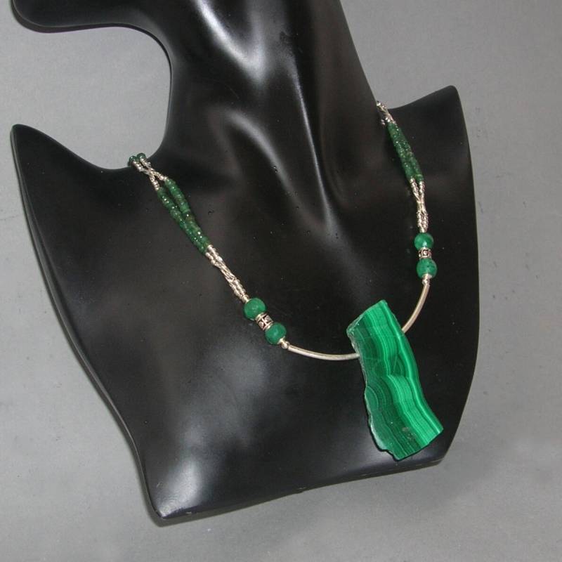 Monumental Dream" Malachit Smaragd Kette Silber von LAYSONA