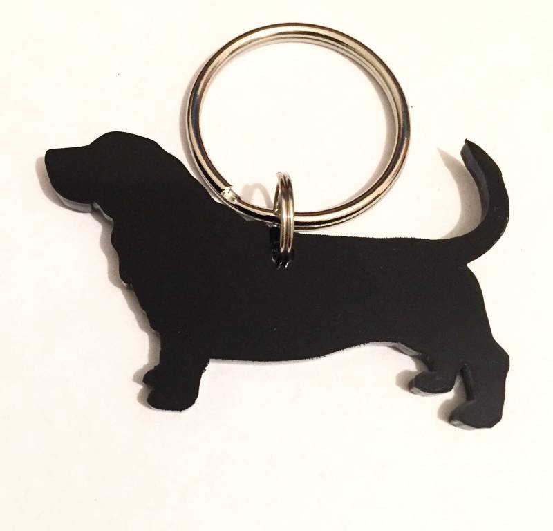 Basset Hound Hund Schlüsselanhänger Taschenanhänger Geschenk in Schwarz Basset Hound Hund Schlüsselanhänger Taschenanhänger Geschenk in Schwarz von LAtelierLaserProduct