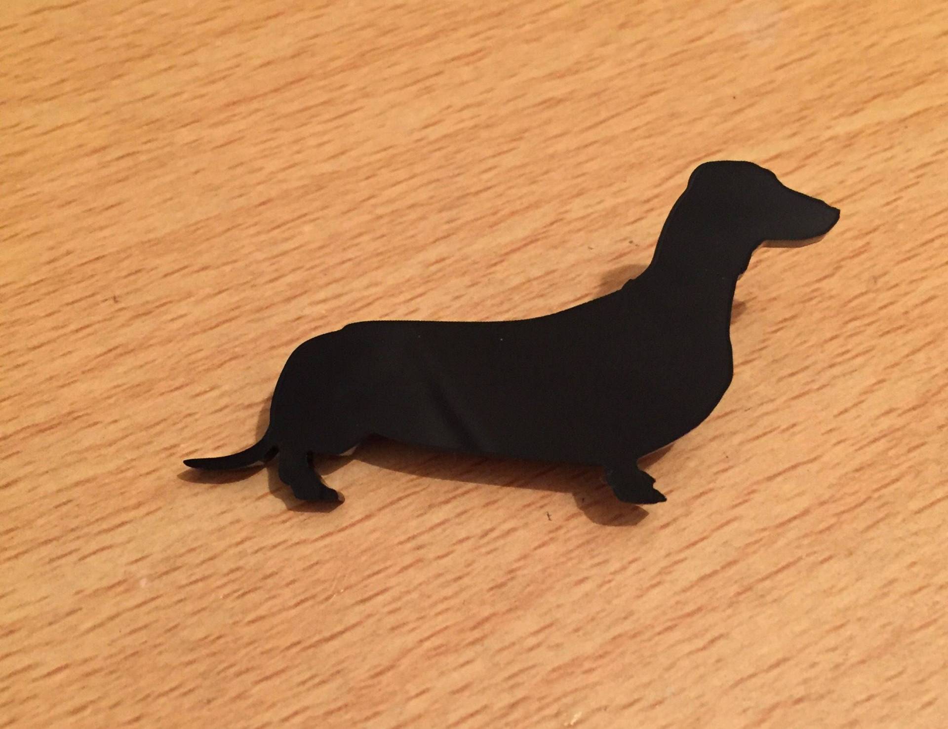 Dackel Wiener Hund Brosche Abzeichen Pin Schal Verschluss in Schwarz Dackel Wiener Hund Brosche Abzeichen Pin Schal Verschluss in Schwarz von LAtelierLaserProduct
