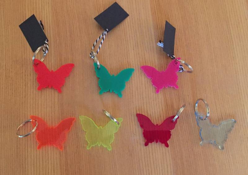 Schmetterling Schlüsselanhänger Taschenanhänger Geschenk in Verschiedenen Farben von LAtelierLaserProduct