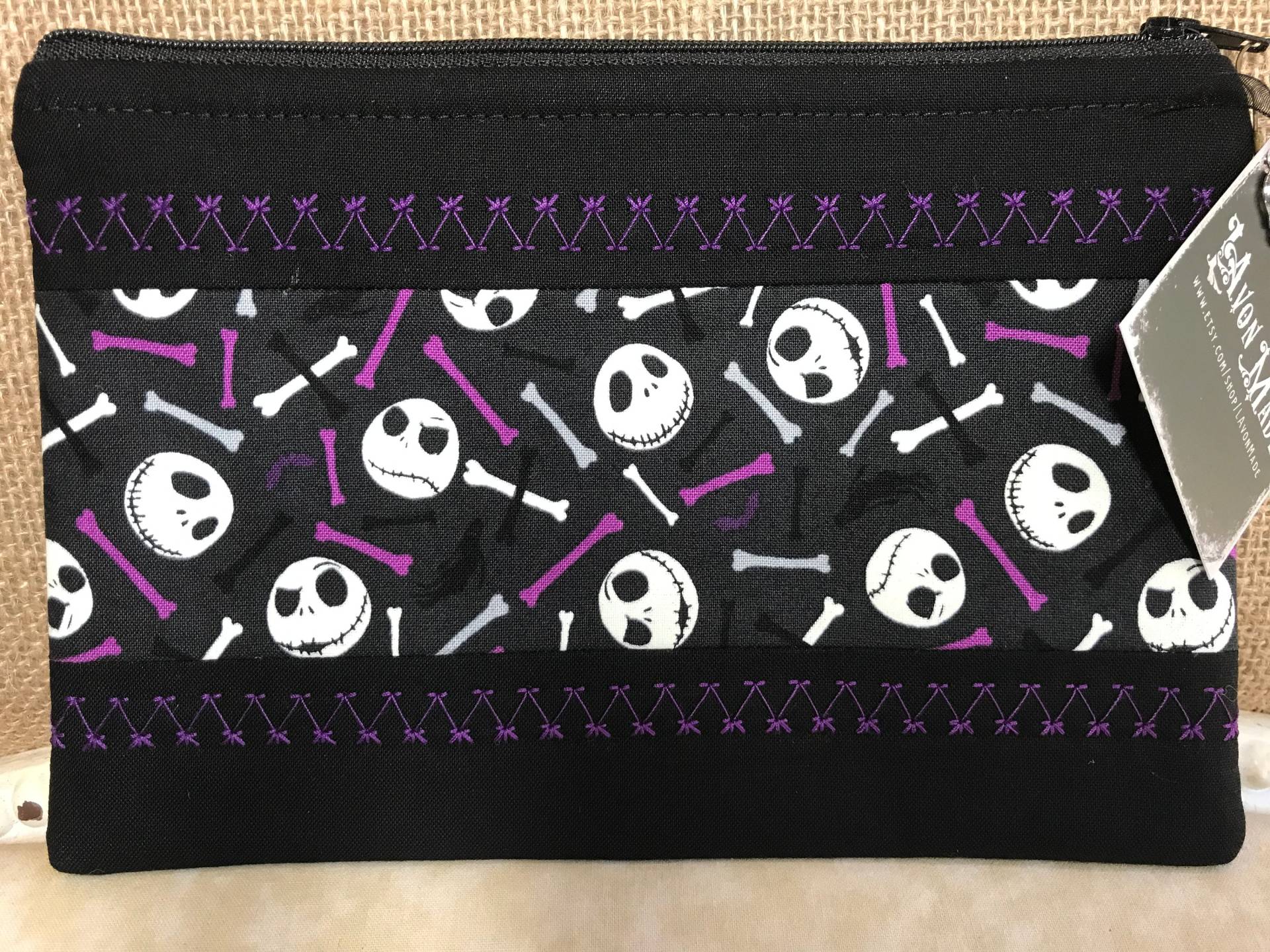 Nightmare Reißverschluss Beutel Medium Glow in The Dark Purple Nightmare Reißverschluss Beutel Medium Glow in The Dark Purple von LAvonMade