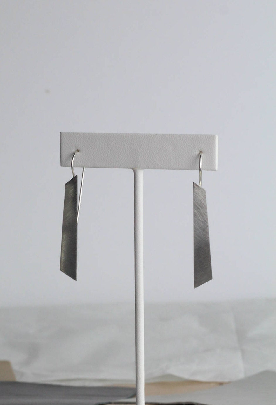 Argentium Sterling Silber/Messing Bronze Längliche Form Ohrring Argentium Sterling Silber/Messing Bronze Längliche Form Ohrring von LBNjewelry