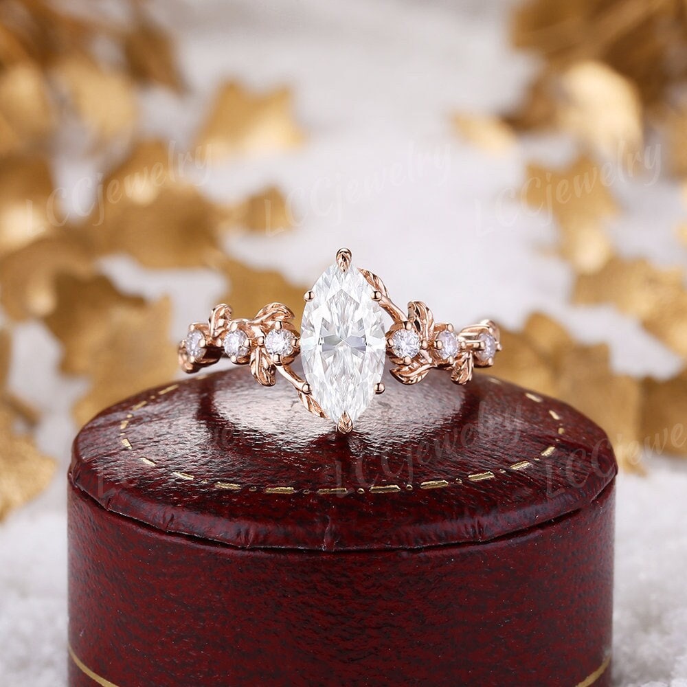 Einzigartige Marquise Moissanite Ehering Blatt Floral Verlobungsring Rose Gold Diamant Cluster Handmake Versprechen Ringe Für Frauen von LCCjewelry