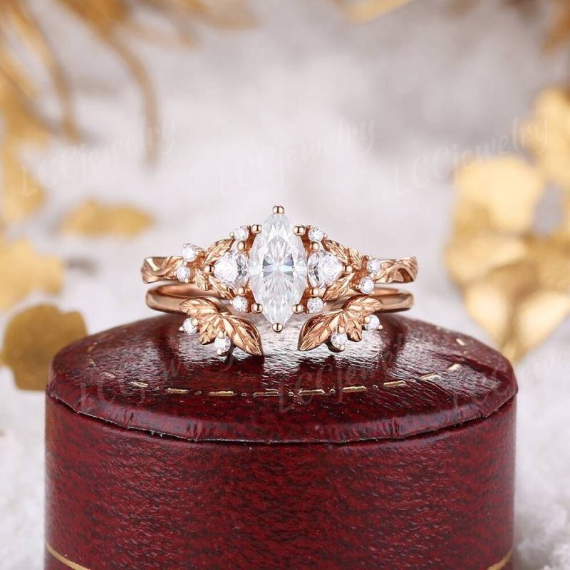 Marquise Cut Moissanite Wald Verlobungsring Set Gelbgold Blatt Design Ehering Diamant Jahrestag Ringe Für Frauen von LCCjewelry