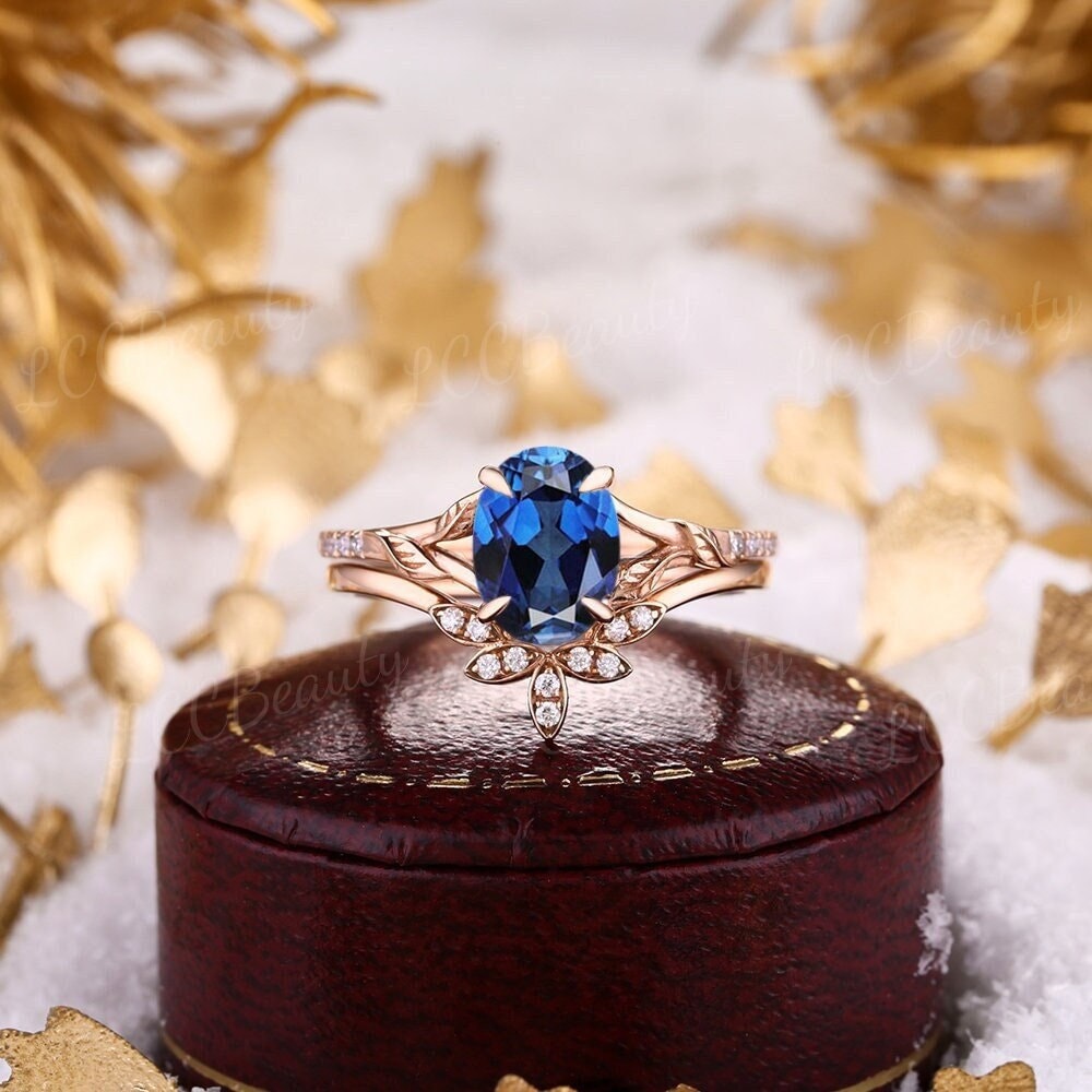 Vintage Saphir Verlobungsring Set Natur Inspiriert Blatt Gravur Benutzerdefinierte Versprechen Ring Art Deco Roségold Moissanite Ringe Für Frauen von LCCjewelry