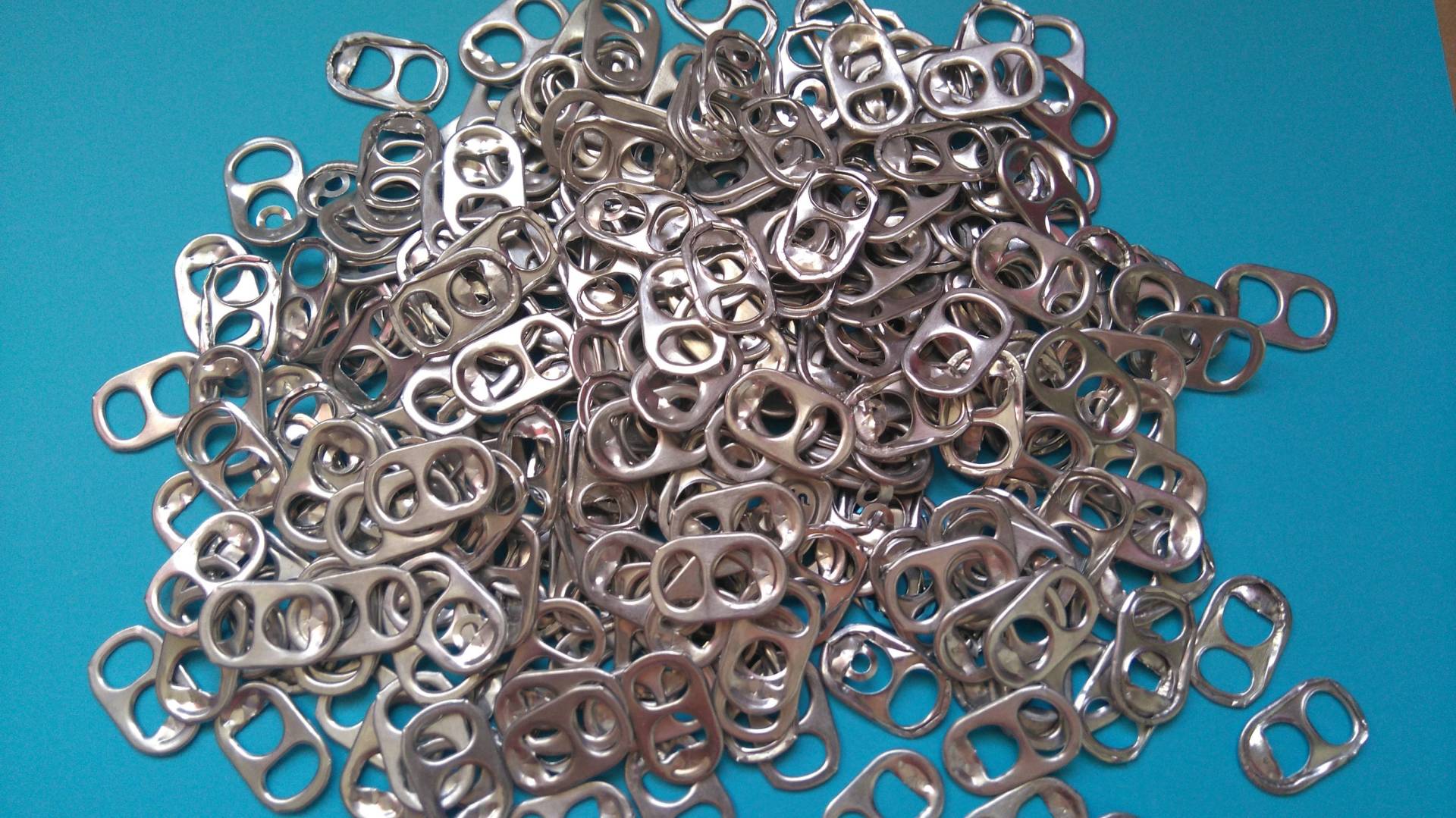 1500 Silber Aluminium Canettes Capsules 1500 Silber Aluminium Canettes Capsules von LCDSandrine