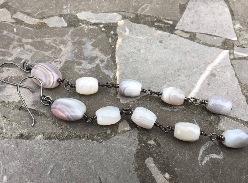 4 Zoll Lange Oxidierte Sterling Silber Gewickelt Botswana Achat Ohrringe 4 Zoll Lange Oxidierte Sterling Silber Gewickelt Botswana Achat Ohrringe von LDBJewelry