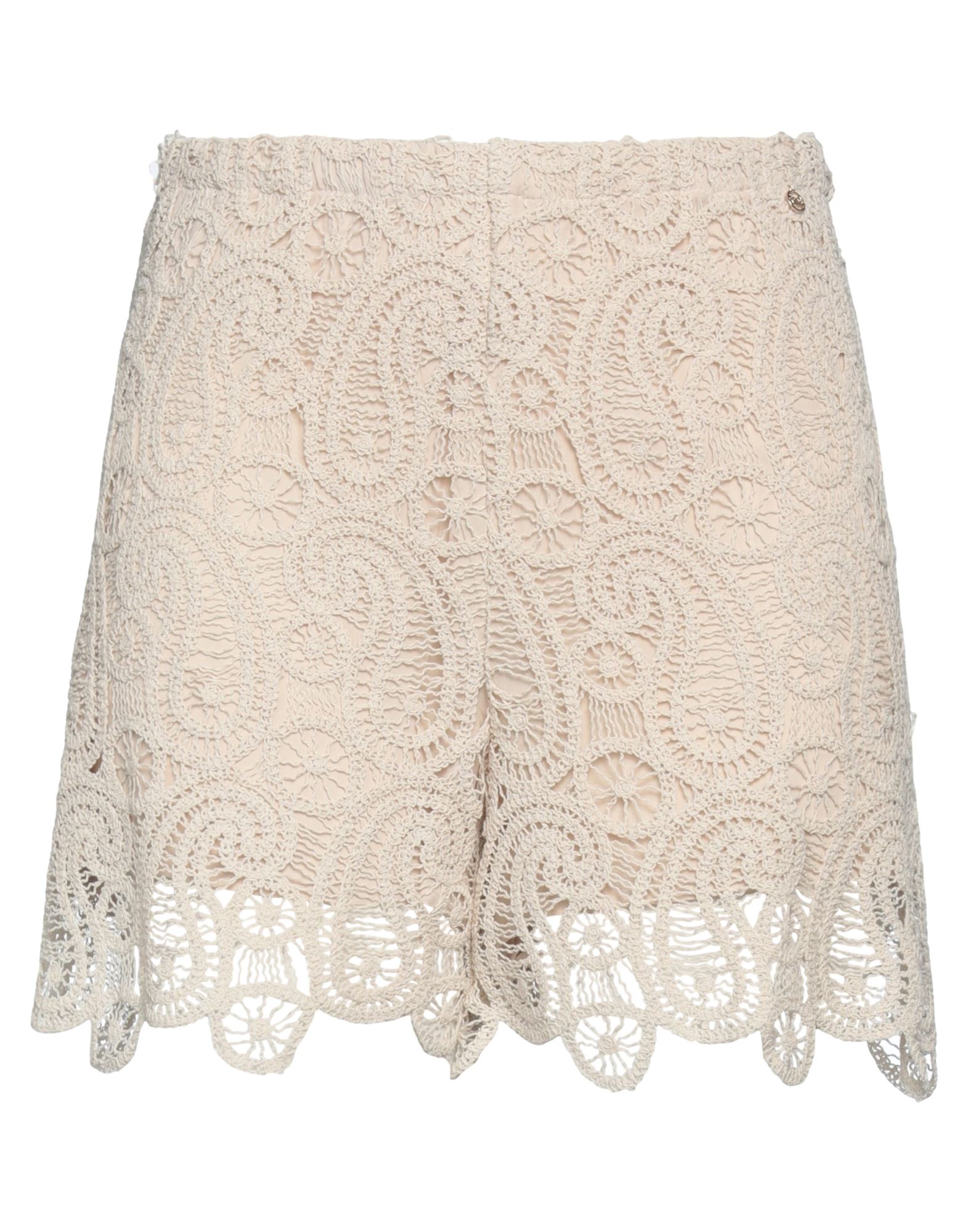 LE SARTE DEL SOLE Shorts & Bermudashorts Damen Elfenbein LE SARTE DEL SOLE Shorts & Bermudashorts Damen Elfenbein von LE SARTE DEL SOLE