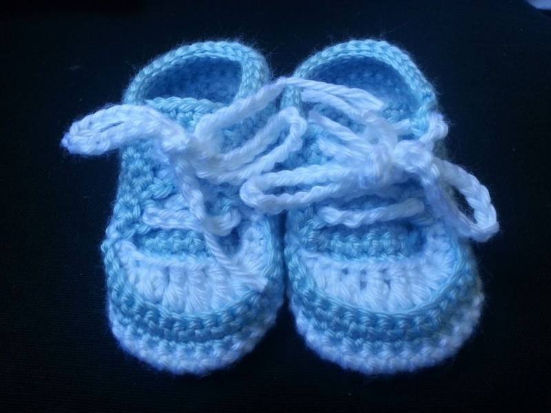 Gehäkelte Babyschuhe von LEACreations