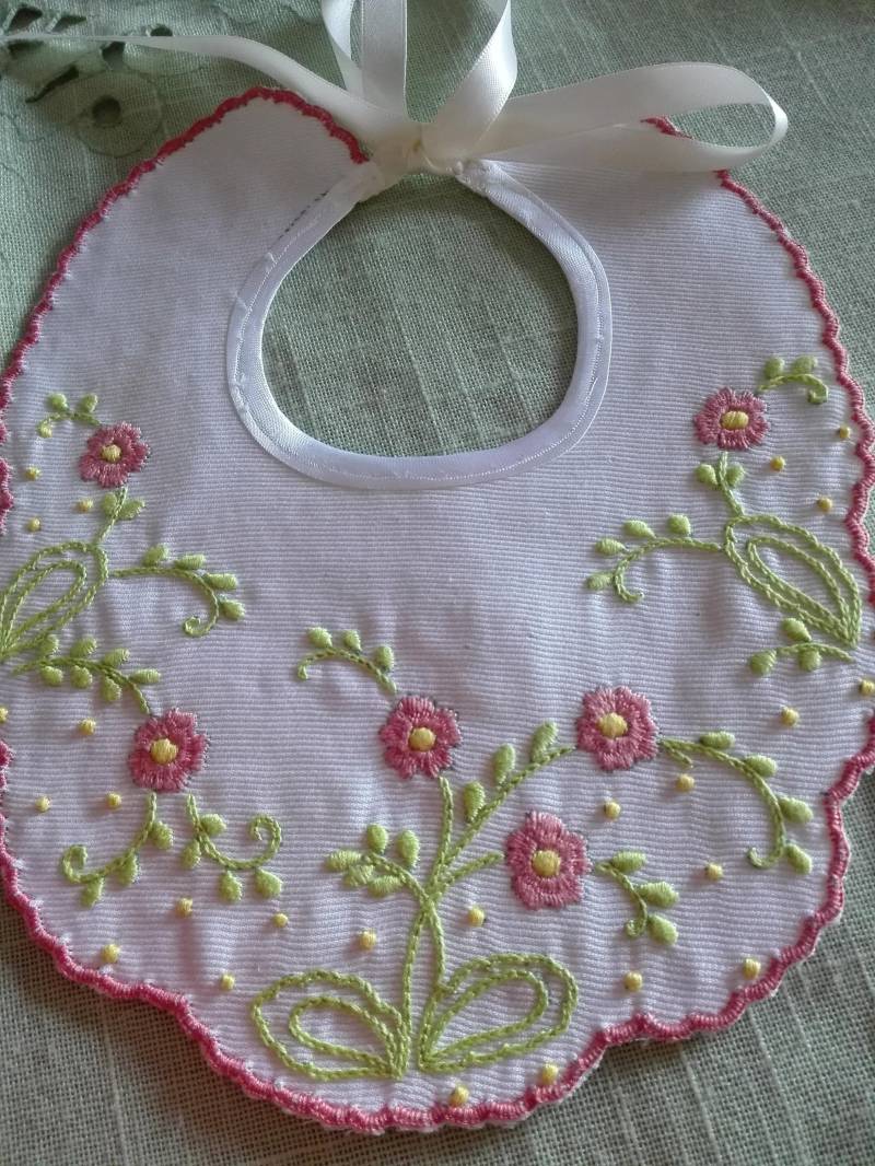 Bestickte Lätzchen von LECOSEDIDANIELAStore