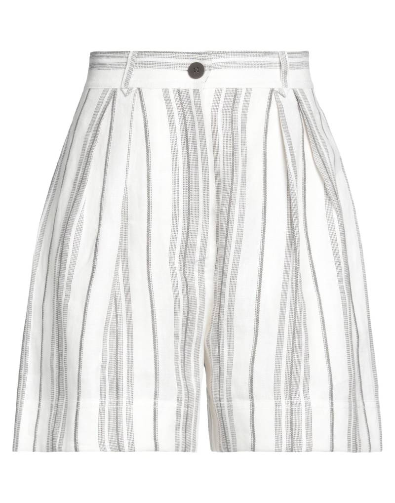 LEE MATHEWS Shorts & Bermudashorts Damen Weiß von LEE MATHEWS