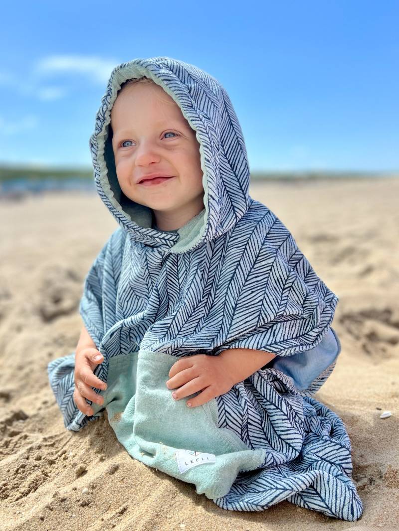 Kinderponcho Surfponcho Poncho Surf Frottee Handtuch Hoodie Surfcape Cape Bademantel Badeponcho von LEELIshop
