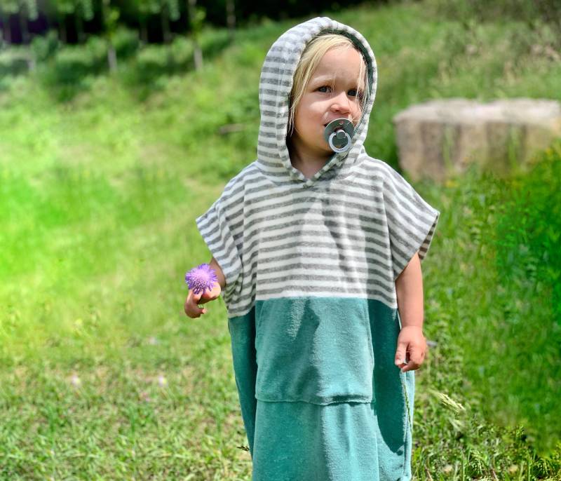 Kinderponcho Surfponcho Poncho Surf Frottee Handtuch Hoodie Surfcape Cape Bademantel Badeponcho von LEELIshop