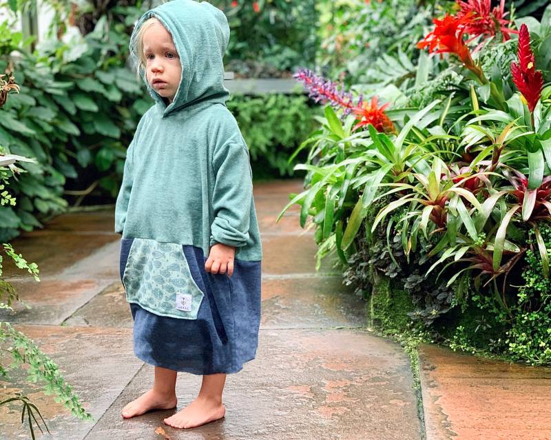 Kinderponcho Surfponcho Poncho Surf Frottee Handtuch Hoodie Surfcape Cape Bademantel Badeponcho von LEELIshop