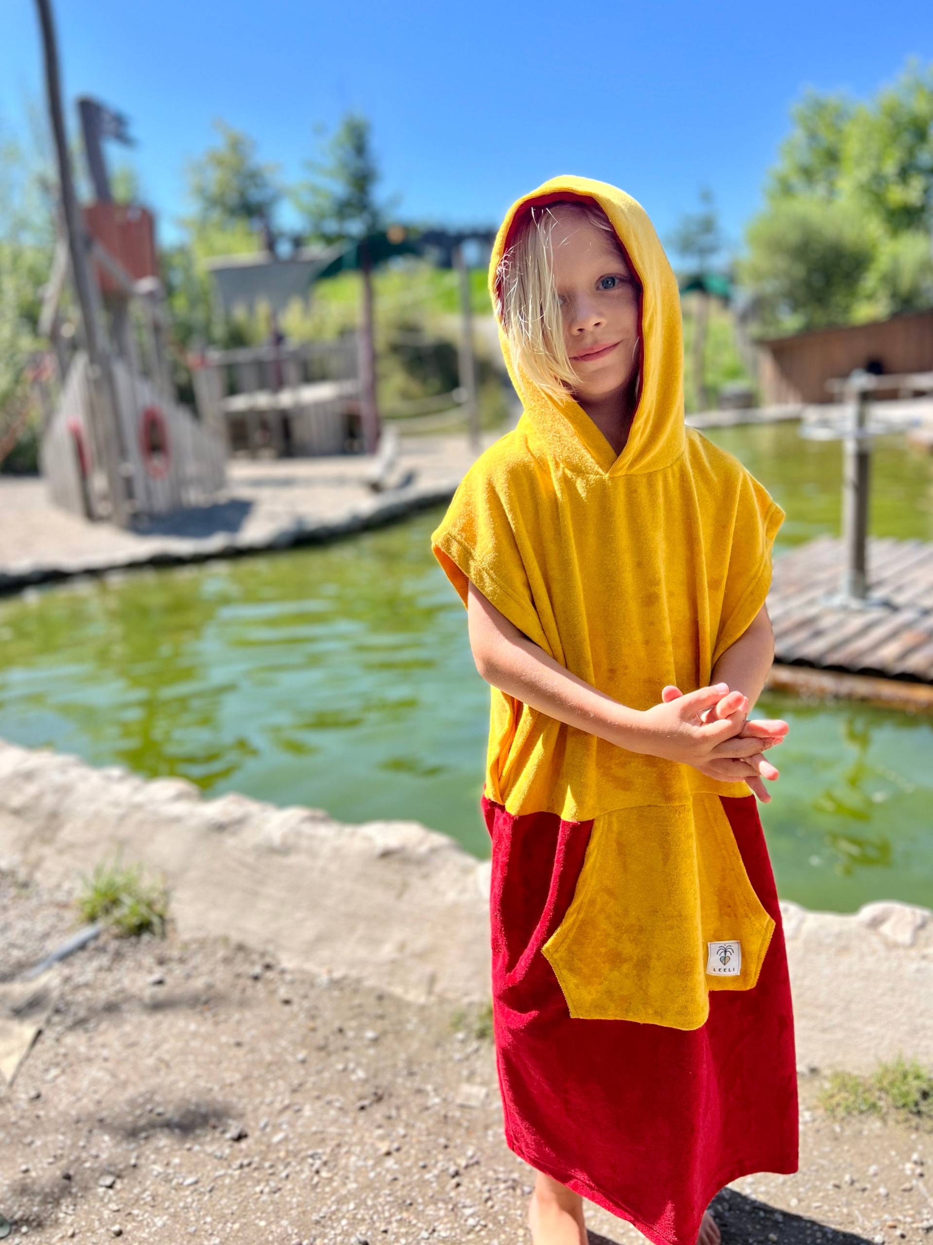 Kinderponcho Surfponcho Poncho Surf Frottee Handtuch Hoodie Surfcape Cape Bademantel Badeponcho von LEELIshop