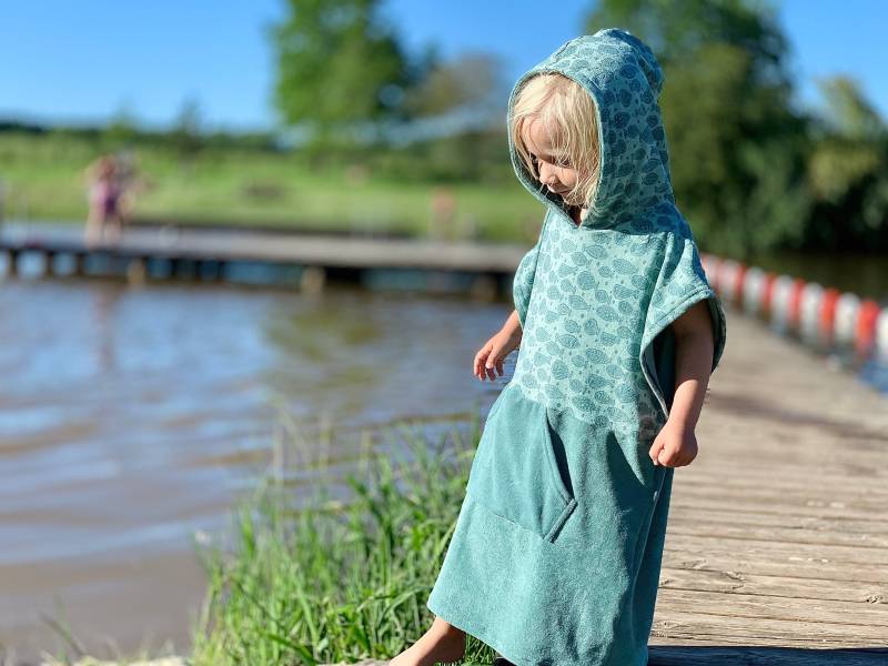 Kinderponcho Surfponcho Poncho Surf Frottee Handtuch Hoodie Surfcape Cape Bademantel Badeponcho von LEELIshop